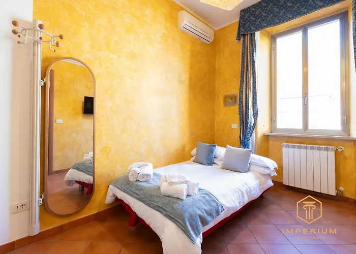 Imperium Termini Station - 100mt To Train And Metro Station, 4-6pax, 2 Baths, A-c Apartament *